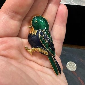 BEAUTIFUL vintage D’Orlan enamel and gold tone metal bird pin/brooch signed